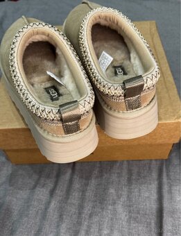 UGG Tazz Mustard Seed - nové, nenosené - 10
