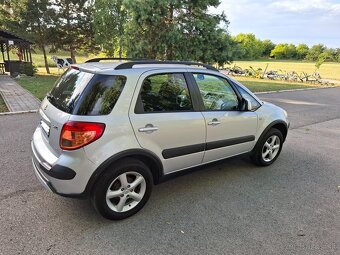 Suzuki SX4 1.6i benzin outdoor 4x4 - 10