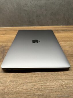 Apple MacBook Air 13" 256GB / M1 (2020) - 10