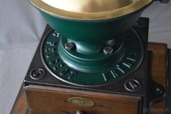 Mlynček na kávu Peugeot A 3 - 10