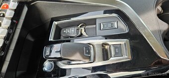 Predám krásny Peugeot 3008 Active Pack Automat r.2022 - 10