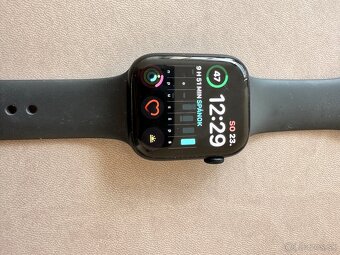 Apple watch 8, 45mm - 10