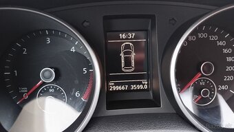 Predám VW Golf Vl, 2.0TDI 103kW DSG Highline - 10