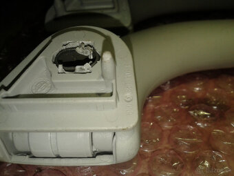 Škoda Octavia Stropné madlá a slnečná clona - 10