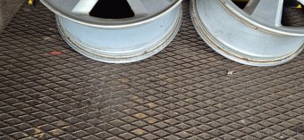 Predám 4ks hlinikové disky originál na FORD. - 10