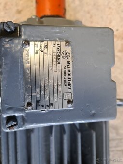 Predám el.motory na vodné čerpadlá 1,5kW 1410ot - 10