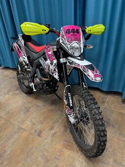 Aprilia 125 rok 2024 - 10