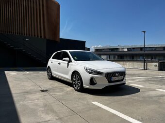 Hyundai i30 1.6 CRDi STYLE 100kW | FULL LED | Keyless - 10