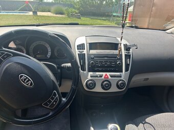 KIA CEED 1,6, Benzín, Plyn - 10