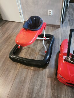 Predám detské chodítko – červené autíčko 2v1 🚗✨ - 10
