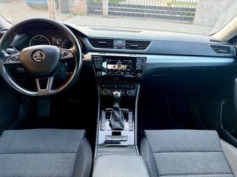 Predam škoda superb 3 2.0tdi DSG - 10