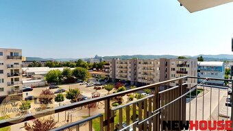 Na prenájom veľký 2 izbový byt s balkónom , garážou, pivnico - 10