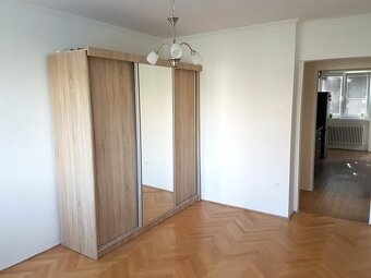 Zrekonštruovaný 3 izbový byt, 78 m2, garáž, záhrada, Galanta - 10