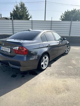 Bmw E90 318D - 10
