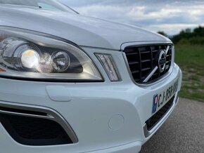 Volvo XC60 D5 (158kW) AWD R-Design 4 x 4 - 10