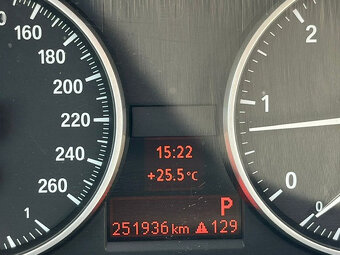 BMW Rad 3 Coupé 320d A/T - 10