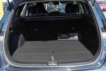 Kia Ceed SW 1.6 CRDi 136k First Edition, SK Pôvod / 2018 - 10