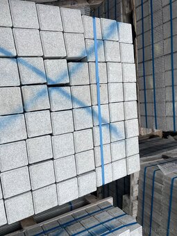 Rôzny stavebný materiál - 10