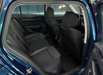 ✔️ Škoda Octavia Combi 2.0 TDI Ambition DSG - 10