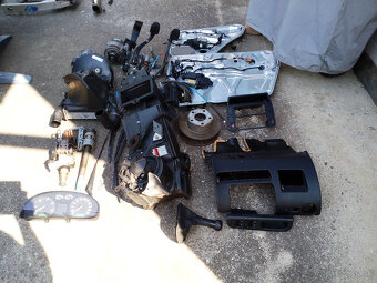 predám na Volkswagen Passat B5,5  1,9Tdi  96kw nd - 10