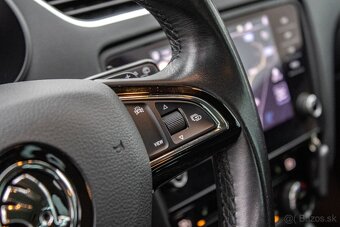 Škoda Octavia Combi 2.0 TDI Style DSG - 10