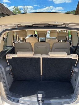Touran 1,6 TDI - 7 miest - 10