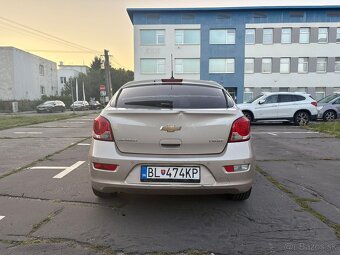 Predám Chevrolet Cruze LT 1.8 i 16V,rok 11/2011 - 10
