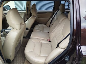 Predám Volvo XC70 D5 - 10