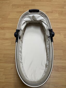 Detský kočiar EGG2 v 6-kombinácii - 10