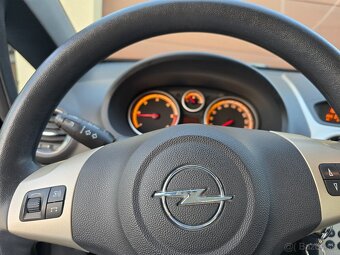 Predám Opel Corsa 1.3 CDTI manual 6st 129000km - 10