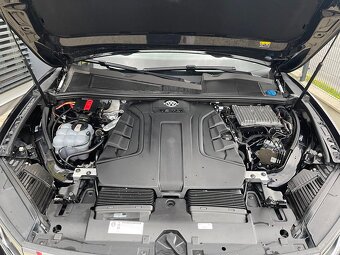VW TOUAREG III 3,0L R-line, 210kW, rv 2019 - 10