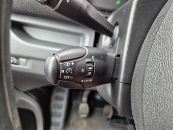 Opel Vivaro L3H1 ExtraLong 2,0CDTi/122hp r . 2020 - 10