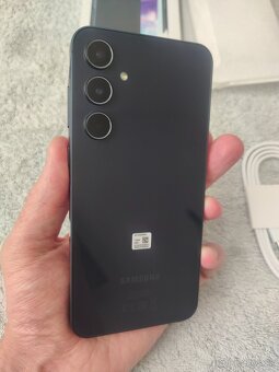 Samsung Galaxy A55 128GB,8GB RAM - 10