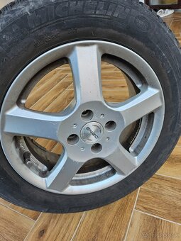 ZIMNE PNEU 185/65 R15 MICHELIN +HLINÍKOVÉ DISKY - 10