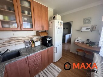 KLIMATIZOVANÝ,nadštandardný 3 izbový byt so šatníkom, pri Ka - 10