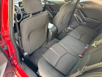 Mazda 3 2.0 Skyactiv 3/2018 -G120 Revolution A/T - 10