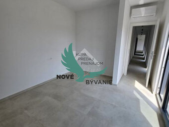 Chorvátsko na predaj nadštandardne veľký apartmán 92m2 so zá - 10