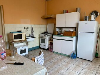 PODLUŽANY Rd s krásnym pozemkom - 10