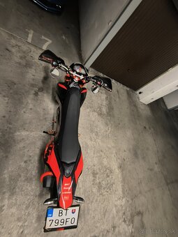 Ktm smc 690 r - 10