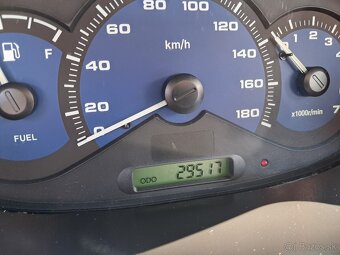 Chevrolet Spark iba 29 tisic km - 10