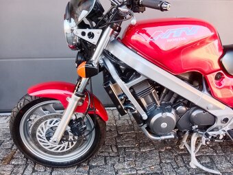 Honda NTV 650 Revere r.v.1996 2.Majitel, Po Servisu.. - 10