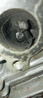 Briggs a Stratton Vanguard V2 - 10