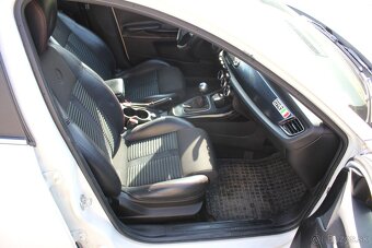 Alfa Romeo GIULIETTA 1.4 benzín - 10