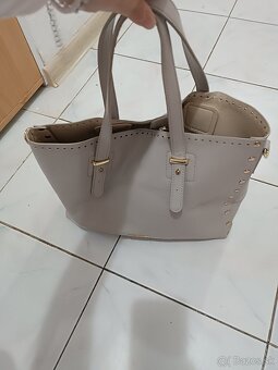 Balík dámskych kabeliek - 10