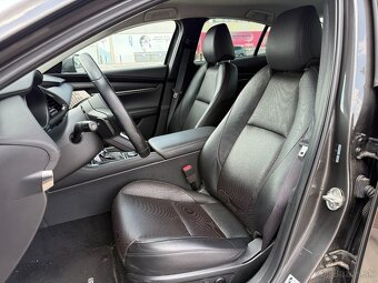 Mazda 3 2.0 Skyactiv G122 Plus A/T - 10