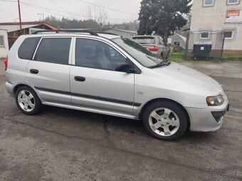 Mitsubishi Space Star - 10