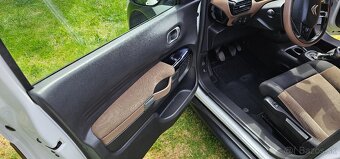 Citroen C4 cactus - 10