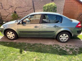Renault megan M 1.6V - 10