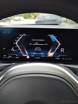 Predám BMW 320D xDrive Touring M-Paket r.v.2023/35tis.km - 10
