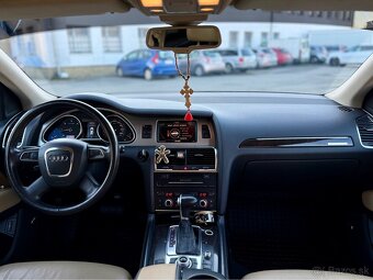 Audi Q7 3.0 tdi - 10
